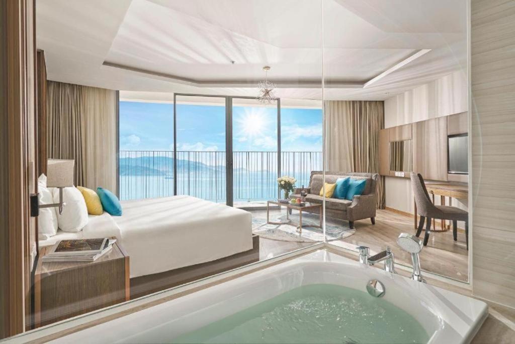 Luxury Seaview Panorama Nha Trang By Luna מראה חיצוני תמונה